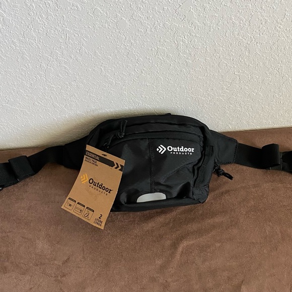 Outdoor Products Essential Waist Pack/Belt Pack Adjustable.3 pockets. Reflective - Picture 2 of 11